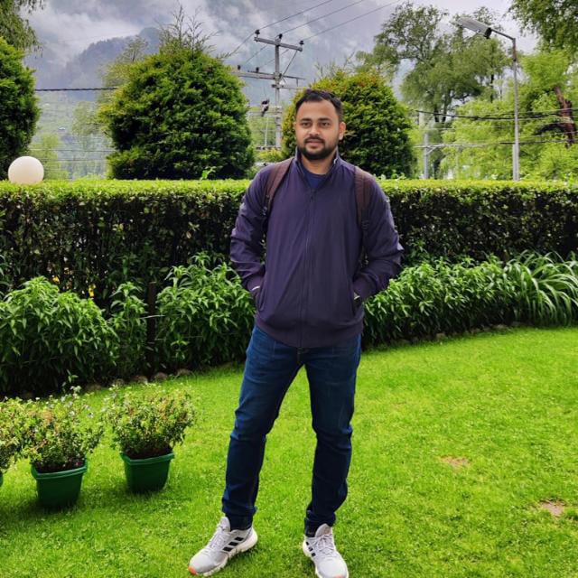 Home Tutor Abhishek Singh - Wings Home Tuition Featured Educator